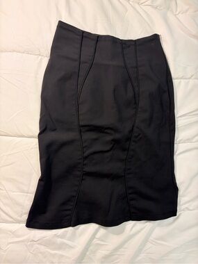 Emporio Armani Classic Black Pencil Skirt - Sleek Feminine Silhouette